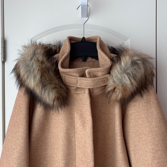 Nine West Tan Coat with Faux Fur Hood Size XXL - Picture 7 of 15